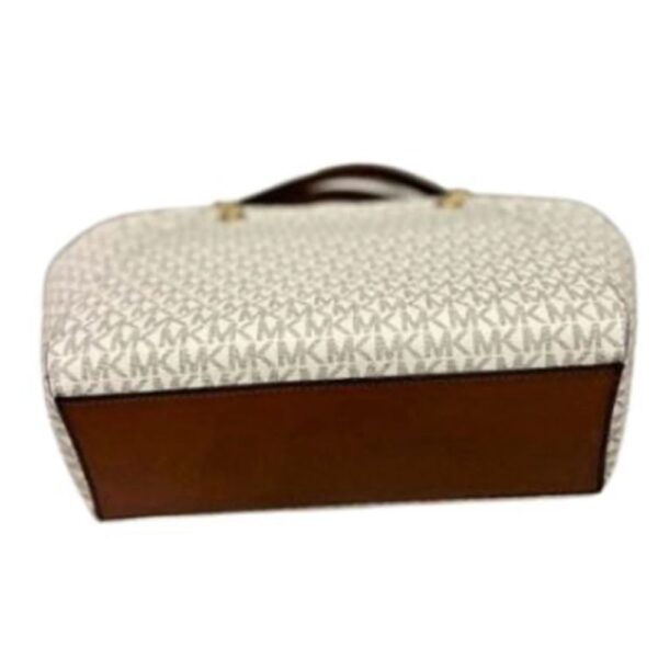 Jet Set Travel Large Logo Tote, Vanilla - Image 4